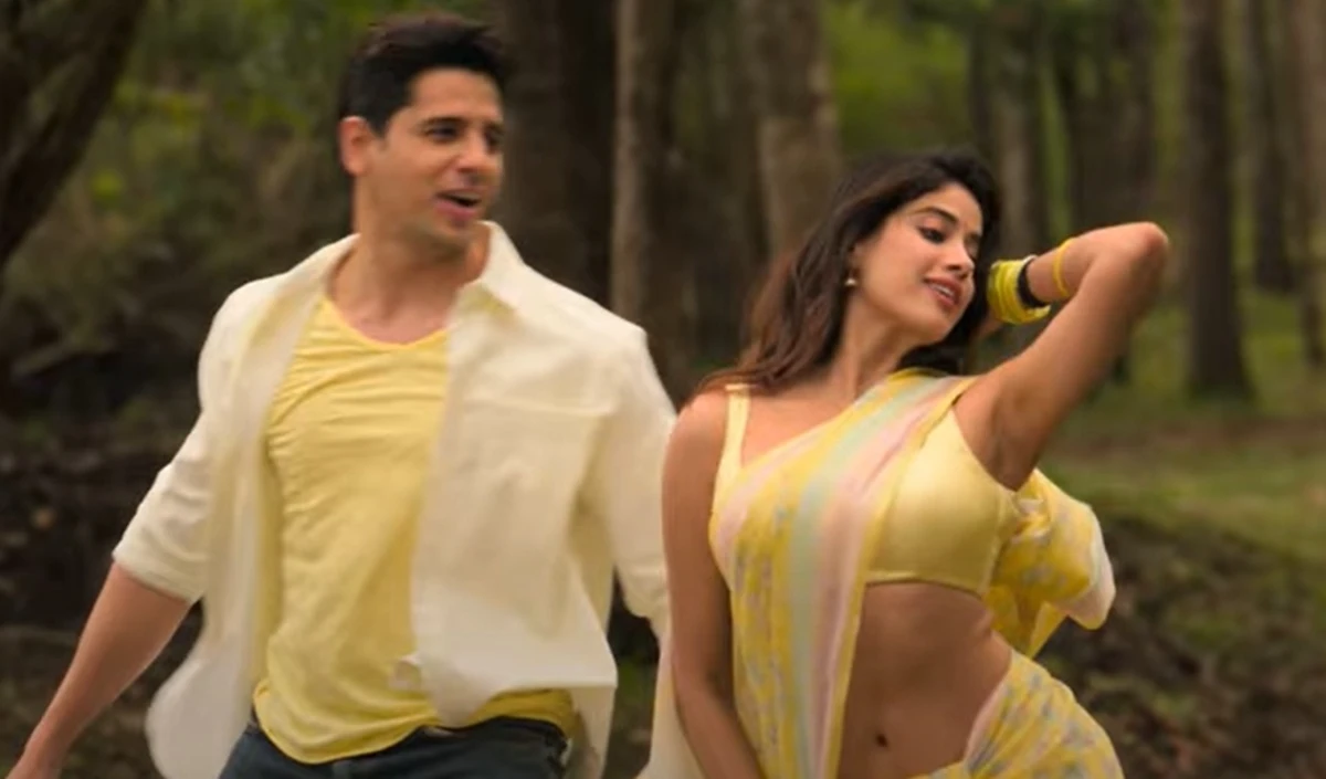Bollywood Wrap Up | Saiyaara और Mahavatar Narsimha के तूफान से घबराई ‘परम सुंदरी’, रिलीज डेट टली