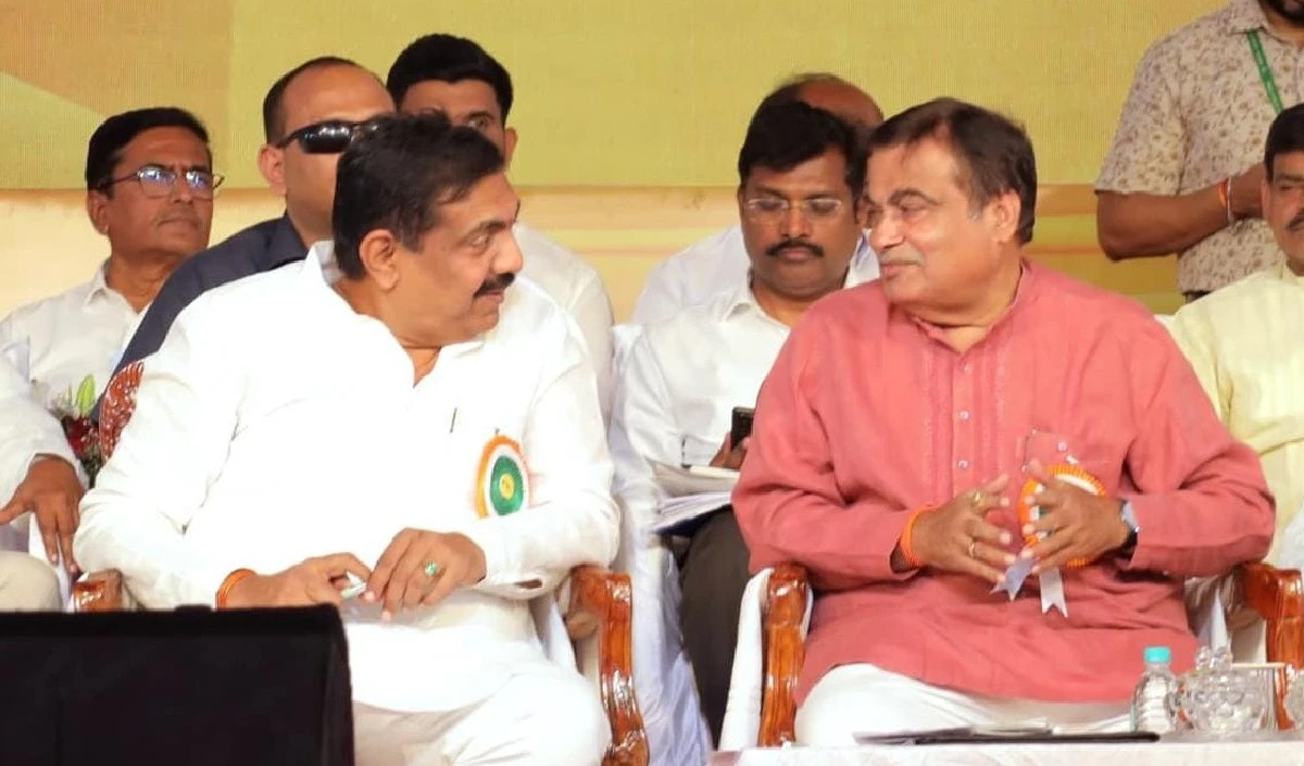 जयंत OUT, शिंदे IN, कभी उद्धव के मुकाबले जिसे खड़ा कर रहे थे पवार, क्या बीजेपी में जाएंगे शरद के सिपहसालार