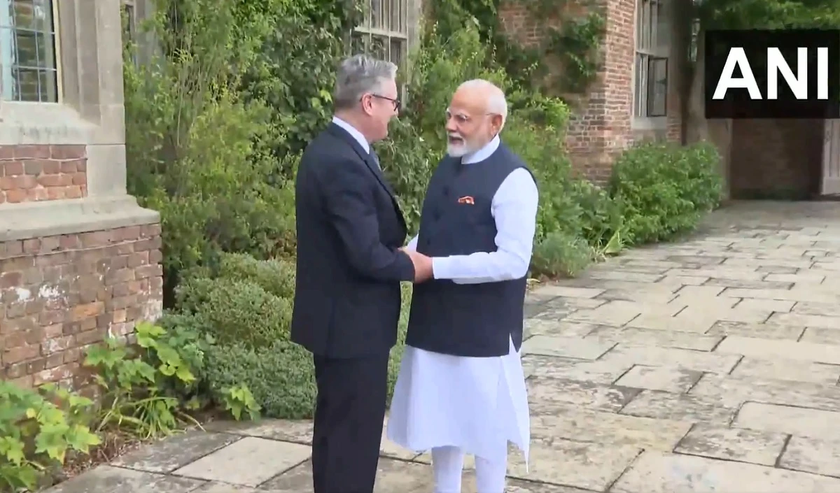 PM Modi UK Visit: भारत-ब्रिटेन के बीच मुक्त व्यापार समझौते पर हस्ताक्षर, कीर स्टार्मर बोले- ये डील नौकरियों और आम लोगों के लिए फायदेमंद