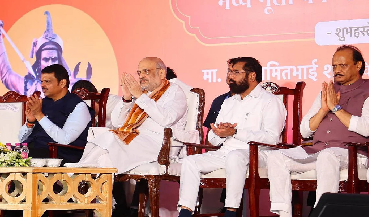 अमित शाह की मौजूदगी में शिंदे के जय महाराष्ट्र, जय गुजरात नारे पर विपक्ष ने उठाया सवाल, फडणवीस ने शरद पवार की याद दिला कराई बोलती बंद