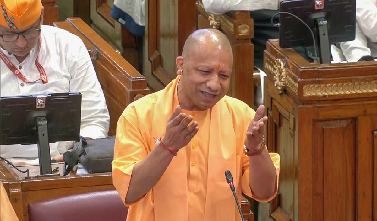 Banke Bihari Temple Trust: यूपी विधानसभा में पास हुआ बांके बिहारी मंदिर न्यास विधेयक, श्रद्धालुओं को क्या मिलेंगी सुविधाएं यहां जानें