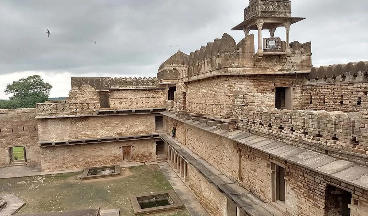 Madhya Pradesh Tourism: इतिहास, विरासत और हथकरघे की नगरी है चंदेरी