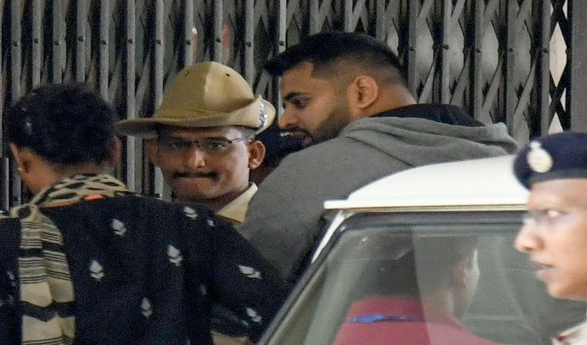 Prajwal Revanna को उम्रकैद की सजा, बेंगलुरु स्पेशल कोर्ट ने लगाया 11 लाख रुपये का जुर्माना