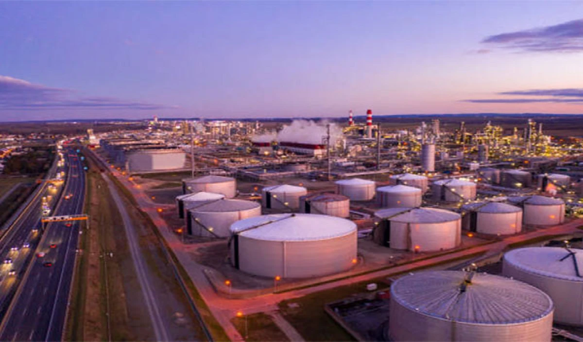Russian Oil Imports: ट्रंप ने फिर भारत पर ज्यादा टैरिफ की दी धमकी, ऊर्जा सुरक्षा को लेकर चिंताएं बढ़ीं