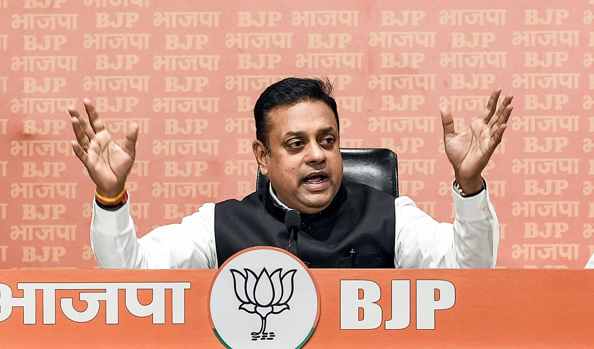 Tejashwi Yadav की ‘डबल पहचान’ पर बवाल, Sambit Patra बोले- यह जघन्य अपराध!
