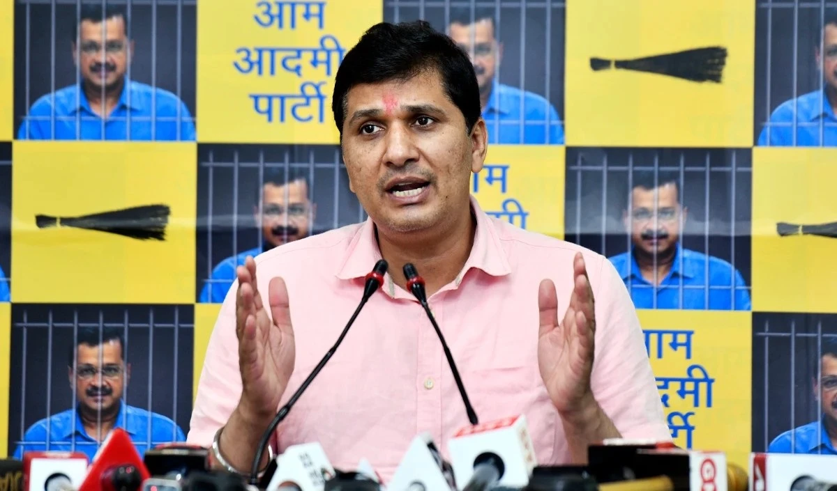 उल्टा चोर कोतवाल को डांटे…सौरभ भारद्वाज ने चुनाव आयोग पर लगाया पक्षपात का आरोप