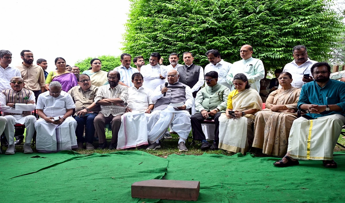 तमिलनाडु से ही हो उपराष्ट्रपति पद का उम्मीदवार, DMK ने INDIA ब्लॉक के सामने रखा प्रस्ताव