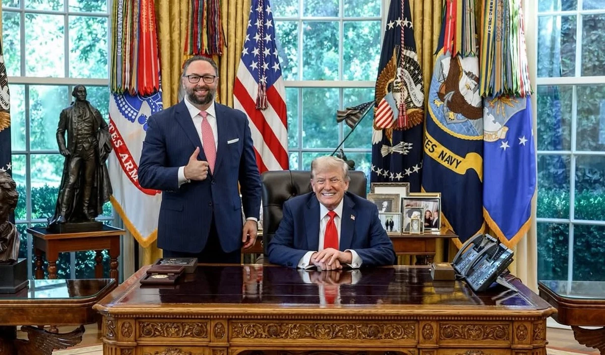 India US Tariff Dispute: कौन हैं जेसन मिलर, टैरिफ पर तनाव के बीच ट्रंप से की मुलाकात, दूर होगी उलझन?