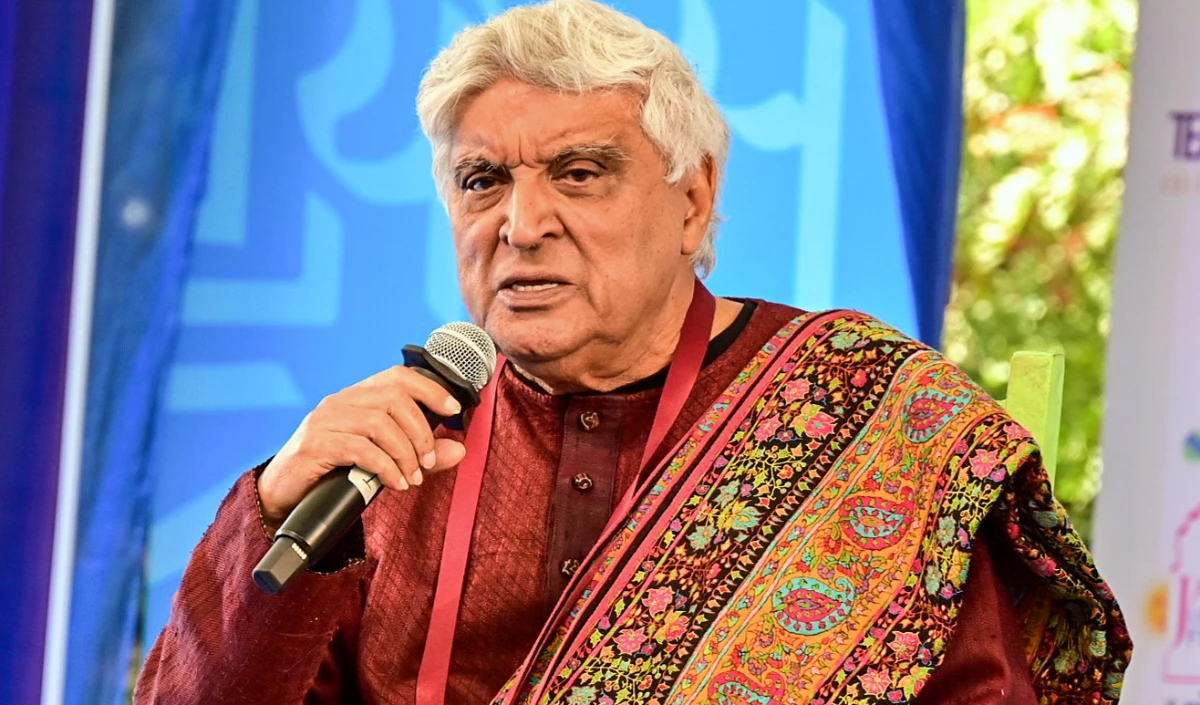 मुस्लिम संगठनों के दबाव में ममता सरकार झुकी, जावेद अख्तर का मुशायरा स्थगित, अभिव्यक्ति की आज़ादी खतरे में!