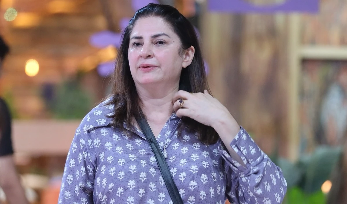 Bigg Boss 19 में महाट्विस्ट! Kunickaa Sadanand की कप्तानी छीनकर Ashnoor Kaur को मिली इम्युनिटी, पलटा गेम