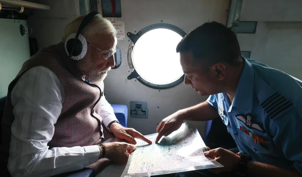 पीएम मोदी ने हिमाचल बाढ़ का हवाई जायजा लिया, बोले- राहत में कोई कसर नहीं छोड़ेंगे