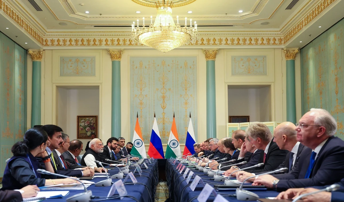 Modi-Putin Meeting: यूक्रेन जंग पर चर्चा, भारत आने का दिया न्योता, पुतिन-मोदी के बीच वार्ता में आखिर क्या हुई बात, खुद ही देख लें आप
