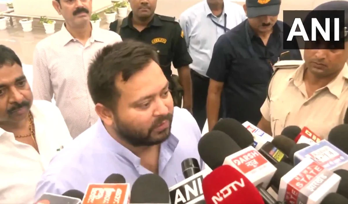 जिनकी रगों में सिंदूर दौड़ रहा है, वही मैच करा रहे, भारत-पाक मैच पर Tejashwi Yadav का पीएम मोदी पर तंज