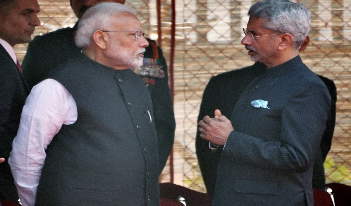 टैरिफ वॉर के बीच ट्रंप ने PM मोदी की तस्वीर शेयर कर ऐसा क्या लिखा, MEA ने दिया ये जवाब