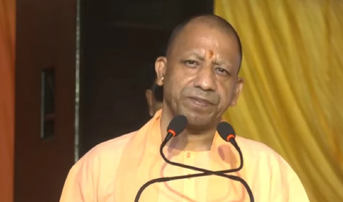 ‘कबीरधाम’ के नाम से जाना जाएगा लखीमपुर खीरी का मुस्तफाबाद, CM योगी बोले- पहले तो कब्रिस्तान की बाउंड्री में पैसा जाता था