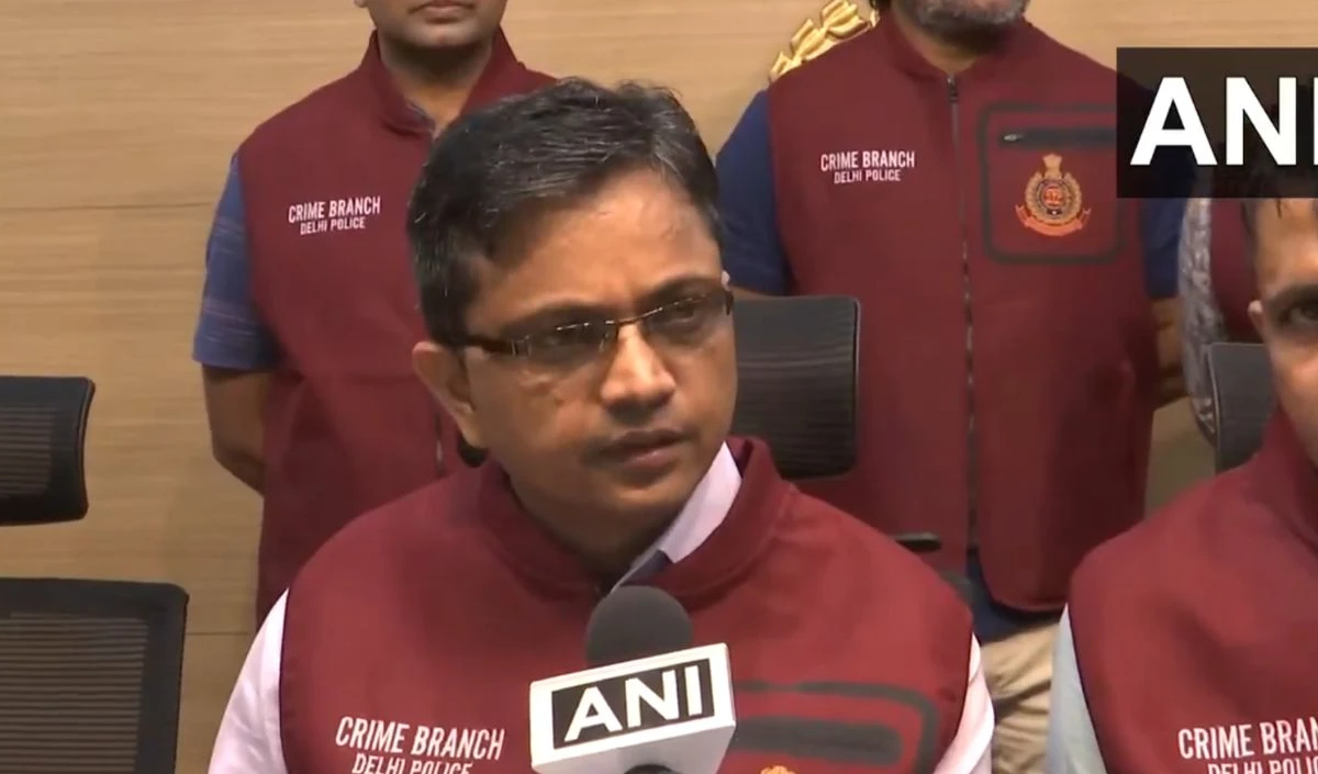 दिल्ली क्राइम ब्रांच की बड़ी कार्रवाई, 1,600 किलो से ज्यादा मिलावटी घी जब्त, छह गिरफ्तार