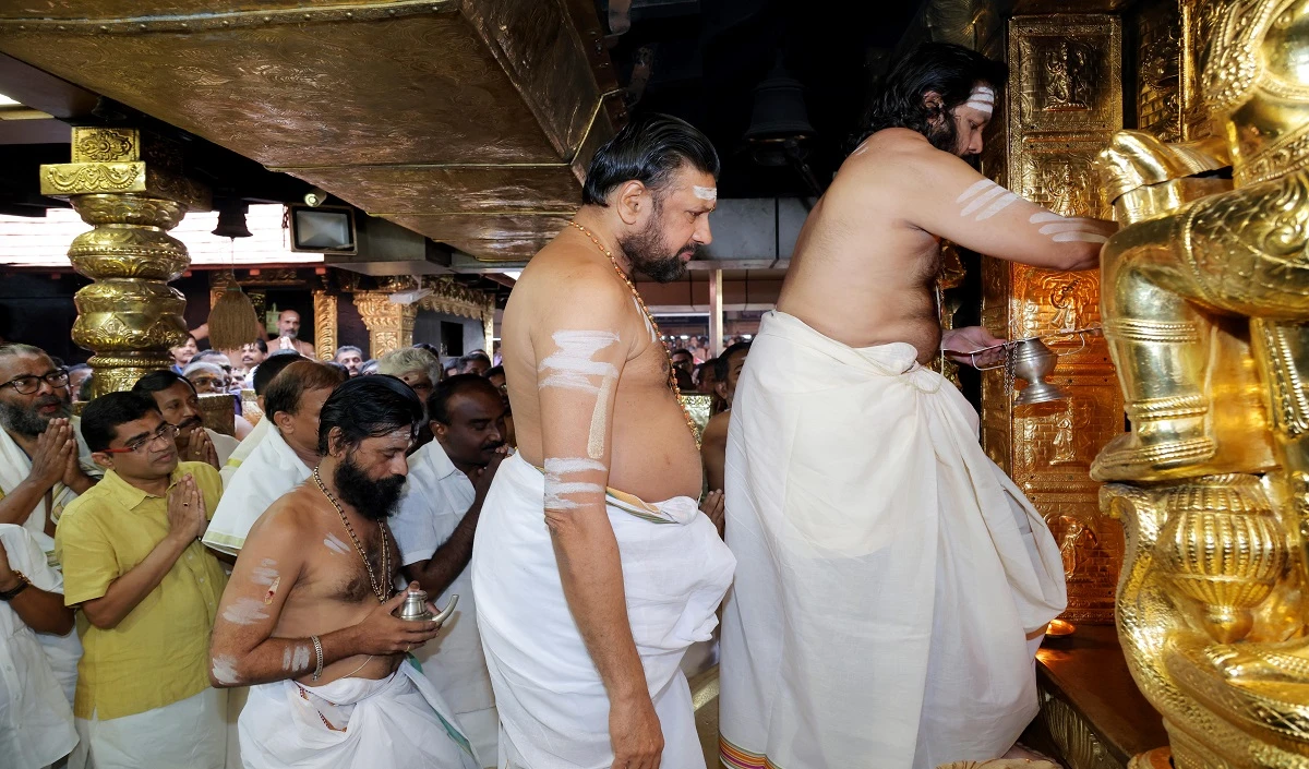Gold Cladding Scam at Sabarimala Temple: सबरीमाला मंदिर में चोरी हुए सोने का खुल गया राज, इस काम में किया जाना था इस्तेमाल