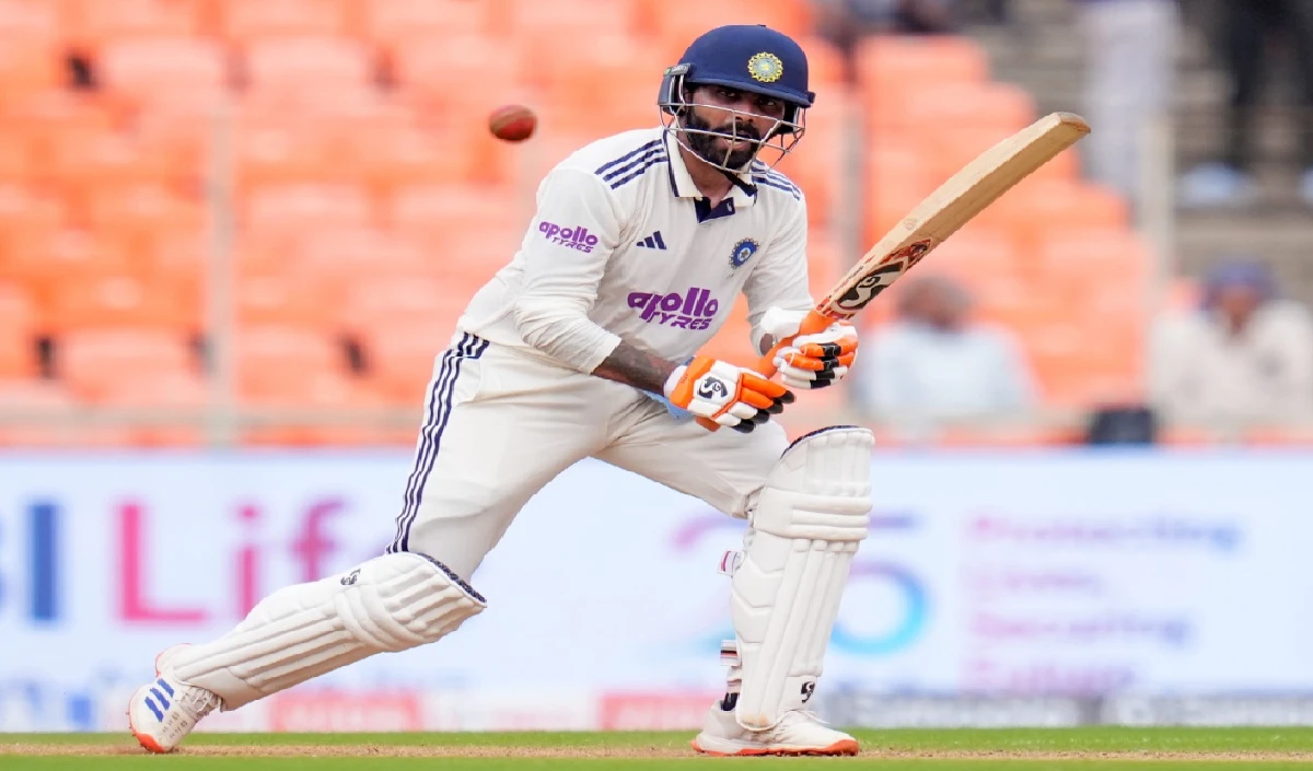 IND vs WI: रवींद्र जडेजा ने एमएस धोनी के रिकॉर्ड की बराबरी की, एक और कीर्तिमान रचने की ओर बढ़े