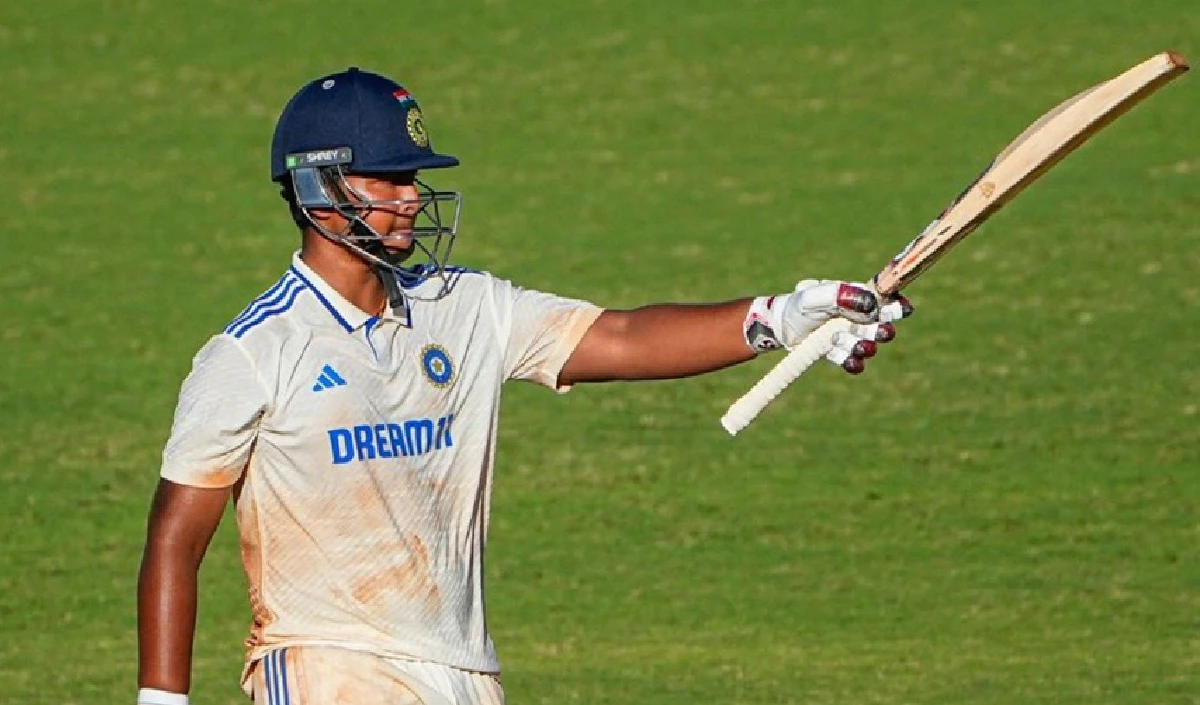 IND U19 vs AUS U19: वैभव सूर्यवंशी ने शतक लगाकर रचा इतिहास, ब्रेंडन मैकुल्लम की बराबरी समेत 3 रिकॉर्ड अपने नाम किए