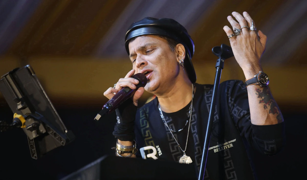 Zubeen Garg Death Mystery | जुबिन गर्ग के साथ आखिर आखिरी वक्त में किया हुई था? आयोजक और मैनेजर गिरफ्तार, क्या खुलेगी सच्चाई की परतें?