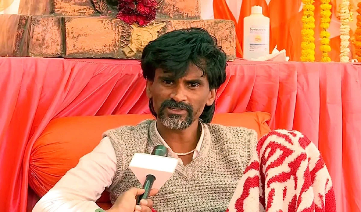 जरांगे ने मुंडे पर उनकी हत्या की साजिश रचने का आरोप लगाया, मुंडे का इनकार, सीबीआई जांच की मांग