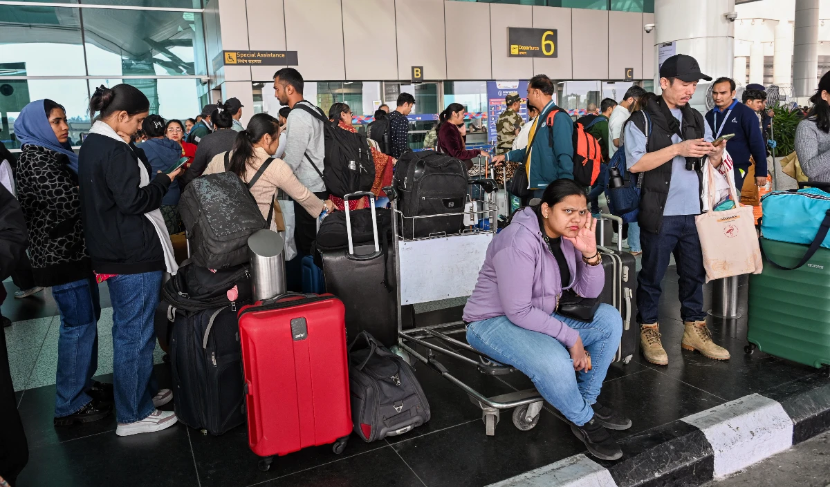 Indigo संकट पर सरकार का एक्शन: 24X7 कंट्रोल रूम, जांच शुरू, 3 दिन में सामान्य होंगी सेवाएं