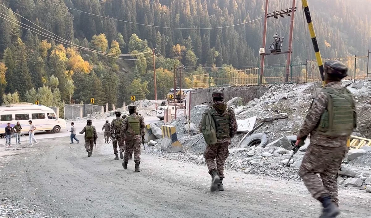 LoC की सुरक्षा स्थिति की समीक्षा, सांबा-राजौरी में तलाशी अभियान, घर-घर, जंगल-जंगल में चल रहा Search Operation