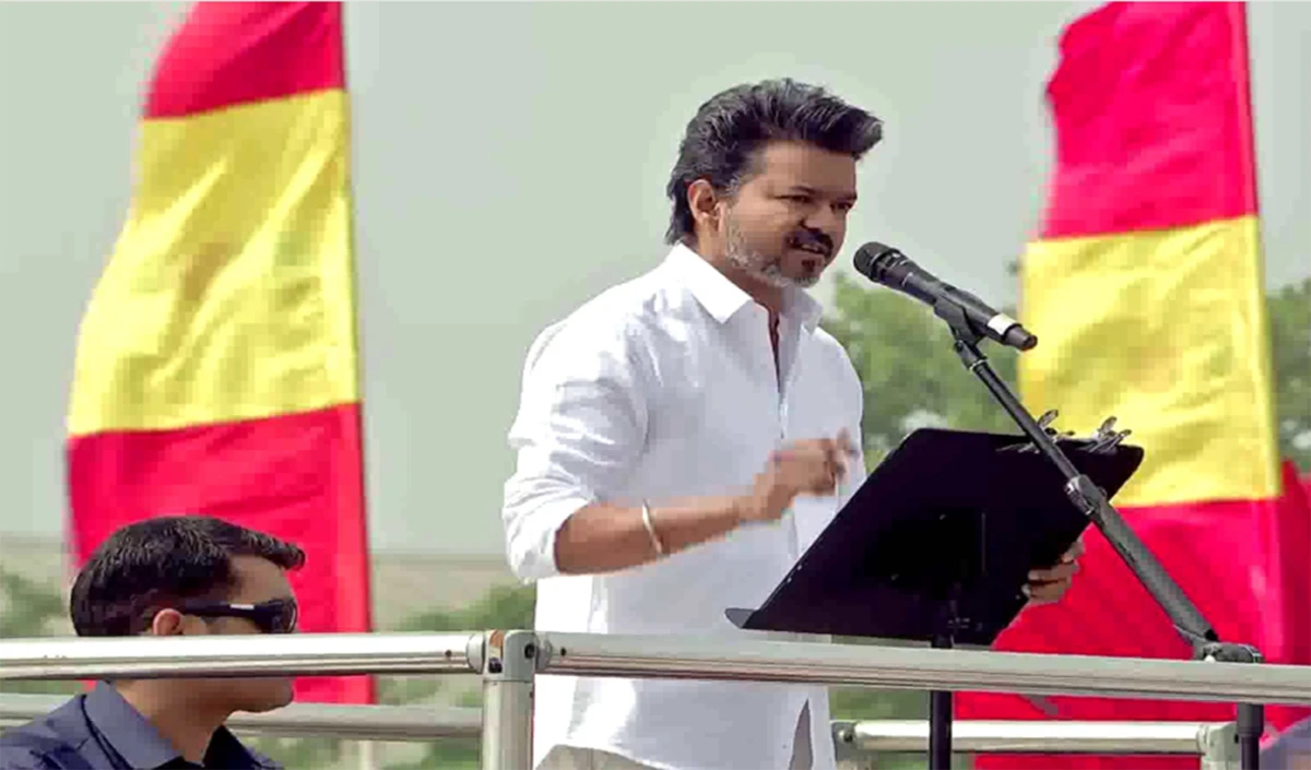 DMK केवल धोखा देती है, उन पर भरोसा न करें: पुडुचेरी में टीवीके प्रमुख विजय का तीखा प्रहार