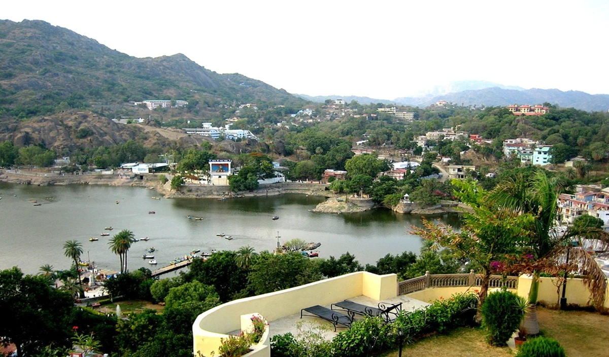 Travel Tips: Aravalli विवाद के बीच बनाएं Weekend Trip का प्लान, ये 3 जगहें इतिहास और रोमांच से हैं भरपूर