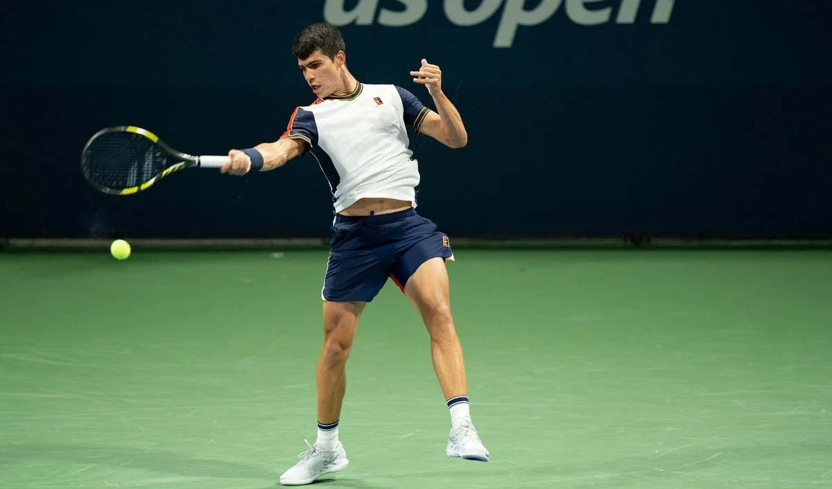 Australian Open 2026: अल्कराज़ ने ज्वेरेव को हराकर पहली बार फाइनल में बनाई जगह