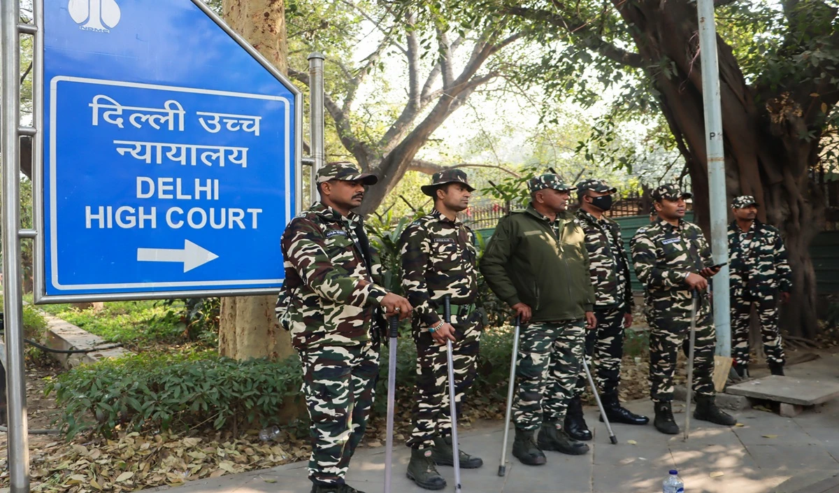 Delhi High Court का बड़ा फैसला, Revenue Secretary के खिलाफ CAT का Contempt Order किया रद्द