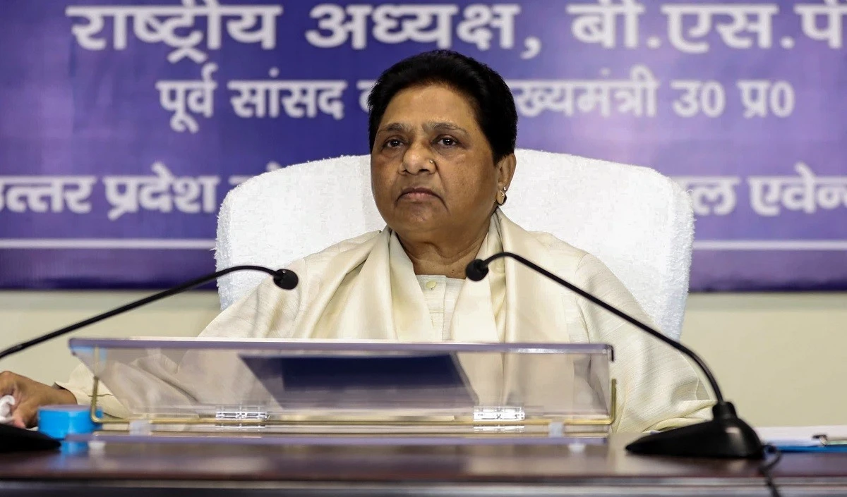 संसद में राष्ट्रपति का अभिभाषण पारपंरिक ज़्यादा तथा आमजन के लिए उपयोगी कम: Mayawati