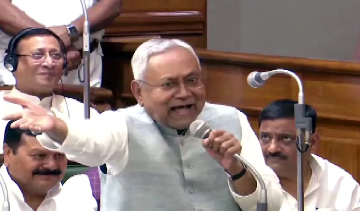 Bihar के उपमुख्यमंत्री सम्राट चौधरी के पिता के जन्मदिन समारोह में शामिल हुए मुख्यमंत्री नीतीश कुमार