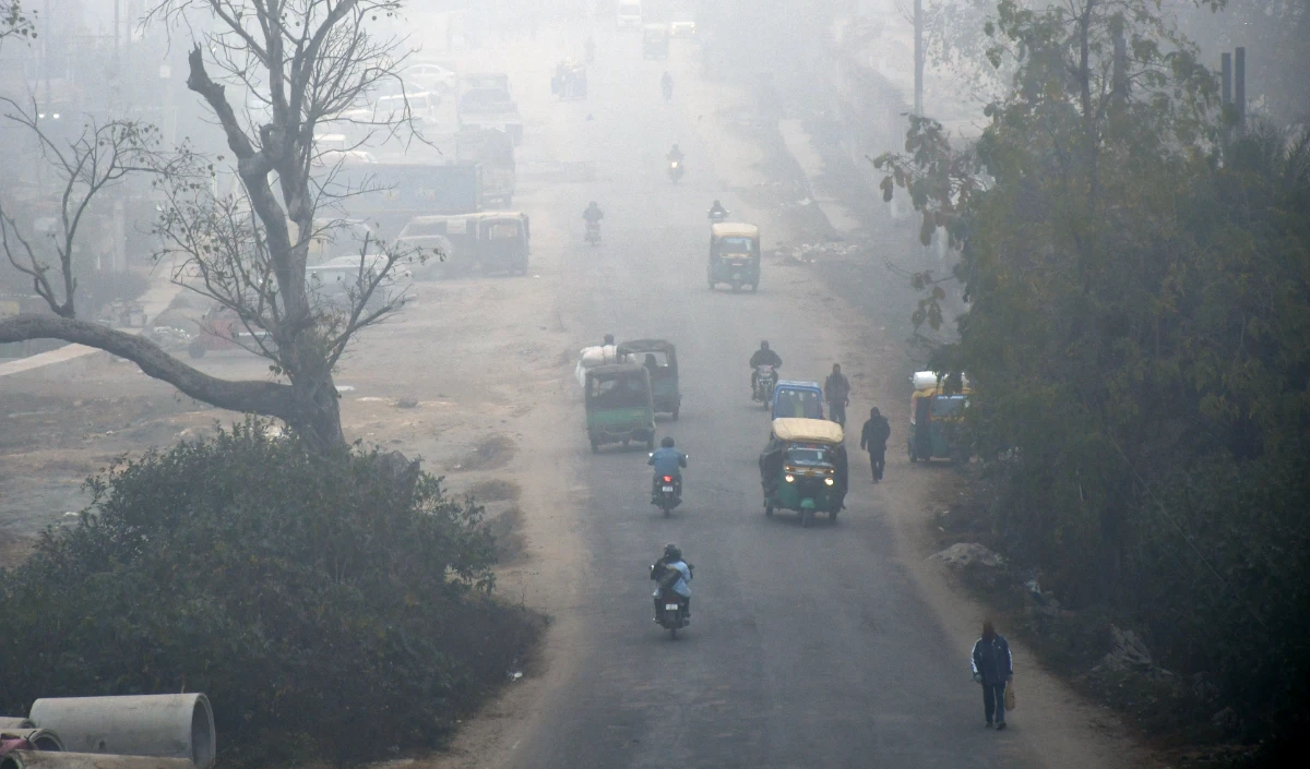 Odisha Cold Wave | ओडिशा के कई हिस्सों में कड़ाके की ठंड, 20 से अधिक स्थानों पर तापमान 10 डिग्री से नीचे गिरा