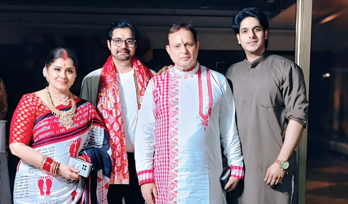 Video | जागरण में बेकाबू हुईं Sudha Chandran, भजन गाया फिर जोर-जोर से हंसने लगीं, क्या माता चढ़ी?