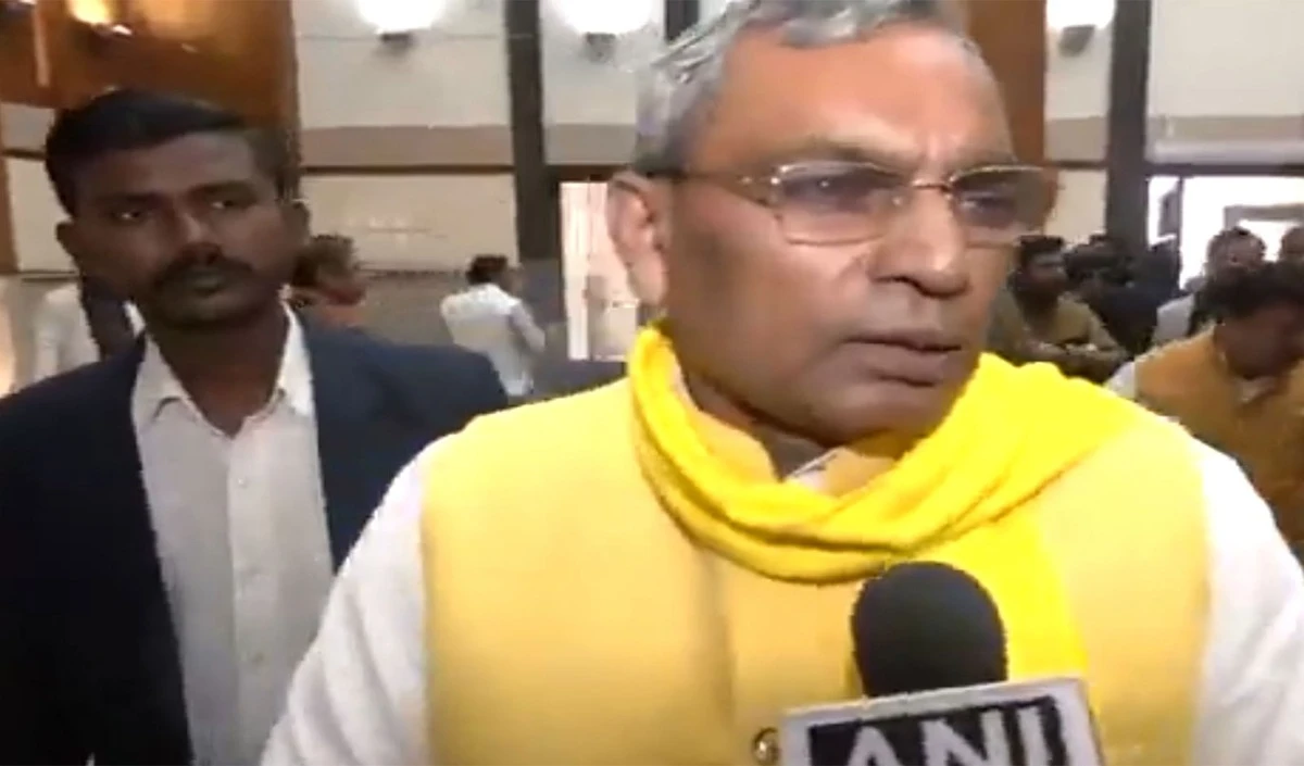 JNU विवाद पर बोले UP मंत्री राजभर, विपक्ष का काम बस नारे लगाना, हंगामा करना है