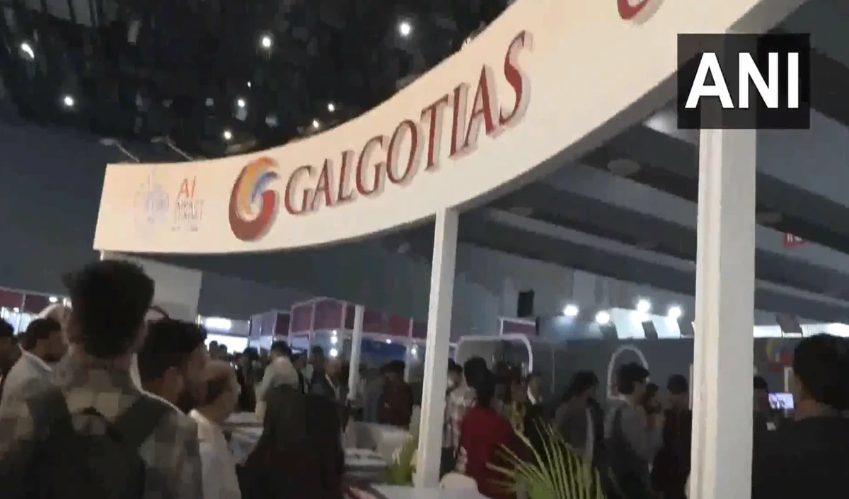 Galgotias University ने Robodog विवाद का ठीकरा प्रोफेसर नेहा सिंह पर फोड़ा, कहा- कैमरे पर आने का उत्साह था