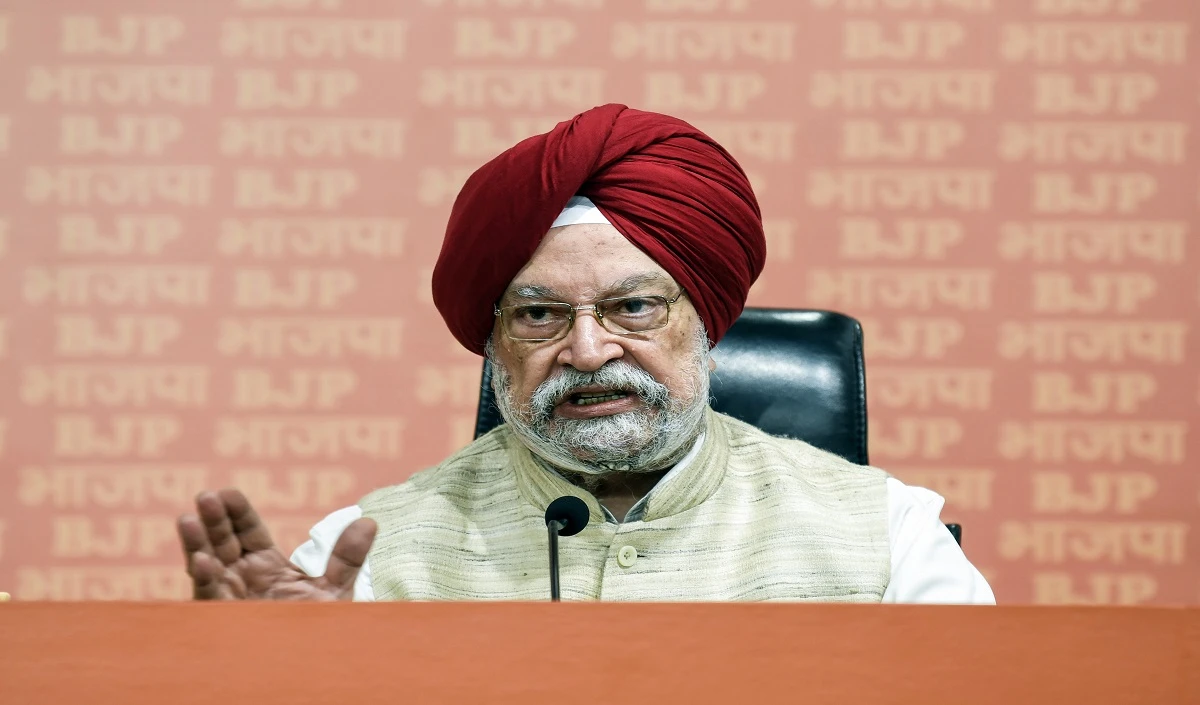 Rahul Gandhi के ‘गद्दार’ बयान पर Hardeep Puri का पलटवार, कहा- यह सिखों का अपमान