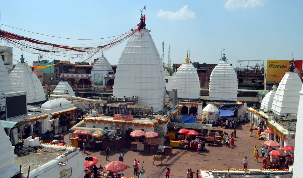Mahashivratri 2026: Deoghar के वैद्यनाथ धाम में डॉक्टर हैं महादेव, दर्शन से दूर होते हैं सारे रोग!