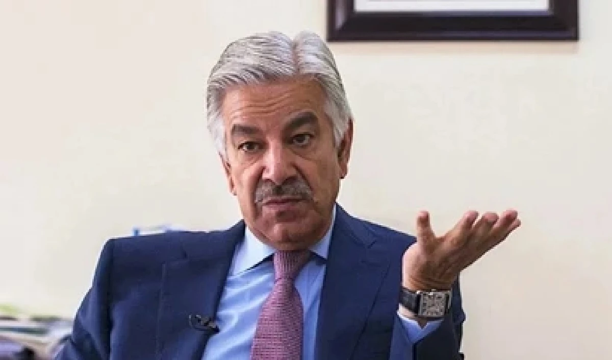 BLA के हमलों से कांपा Pakistan, रक्षा मंत्री Khawaja Asif ने मानी हार, कहा- इतने बड़े इलाके को संभालना सेना के बस की बात नहीं