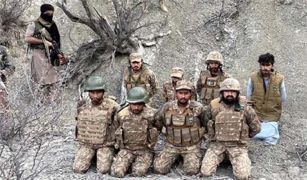 Pakistan के 7 सैनिक किडनैप, BLA ने वीडियो किया वायरल