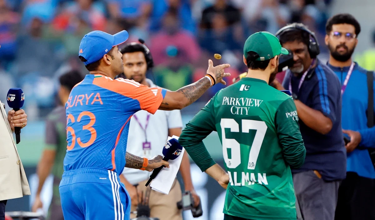 T20 World Cup 2026: डबल प्रेशर से घबराया Pakistan, क्या भारत के खिलाफ खेलेगा मैच?