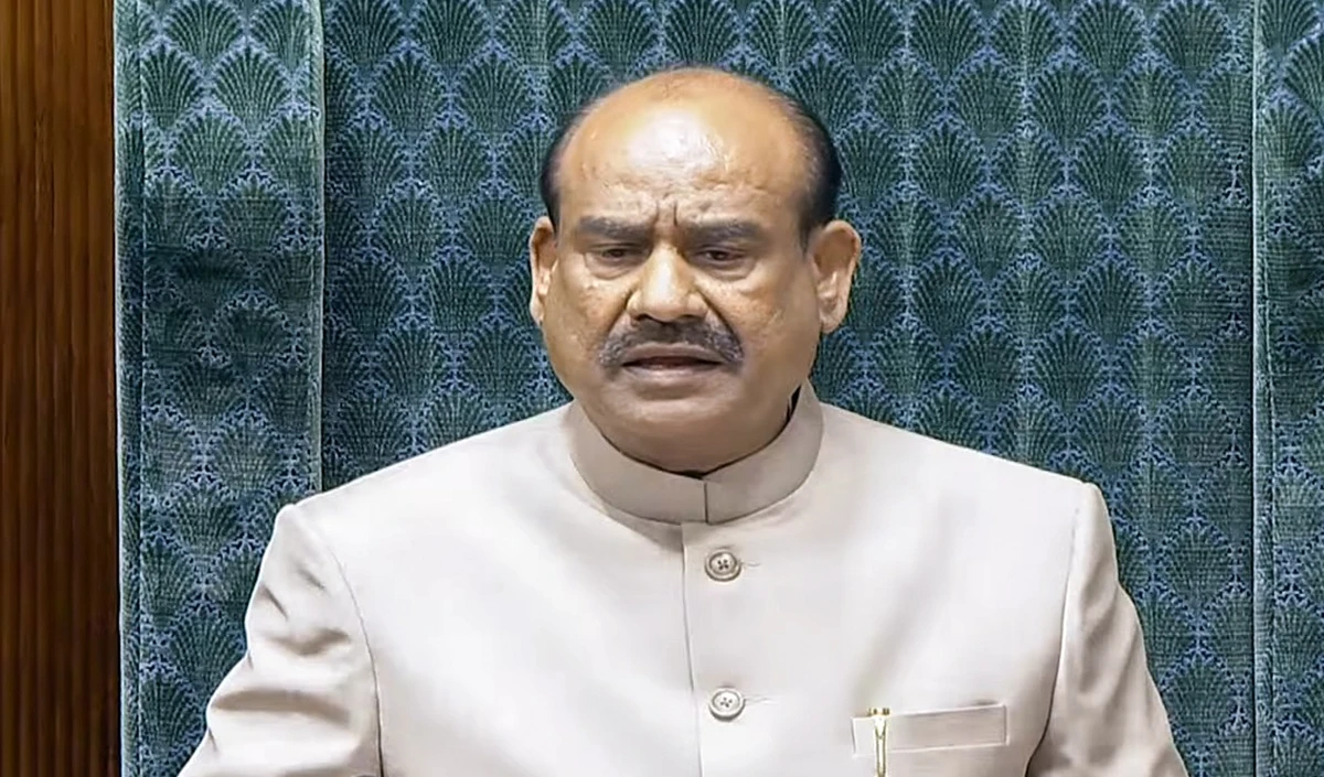 लोकसभा में गिरा Speaker के खिलाफ अविश्वास प्रस्ताव, Amit Shah ने Rahul पर किया जोरदार पलटवार
