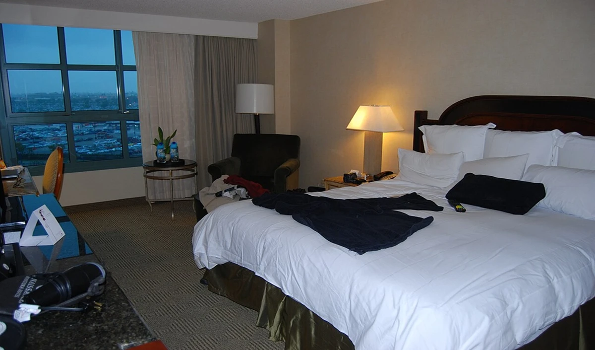 Hotel Room Booking Tips: Hotel Booking का ये Secret Hack जानते हैं? बिना Extra पैसे दिए पाएं बेस्ट Corner Room