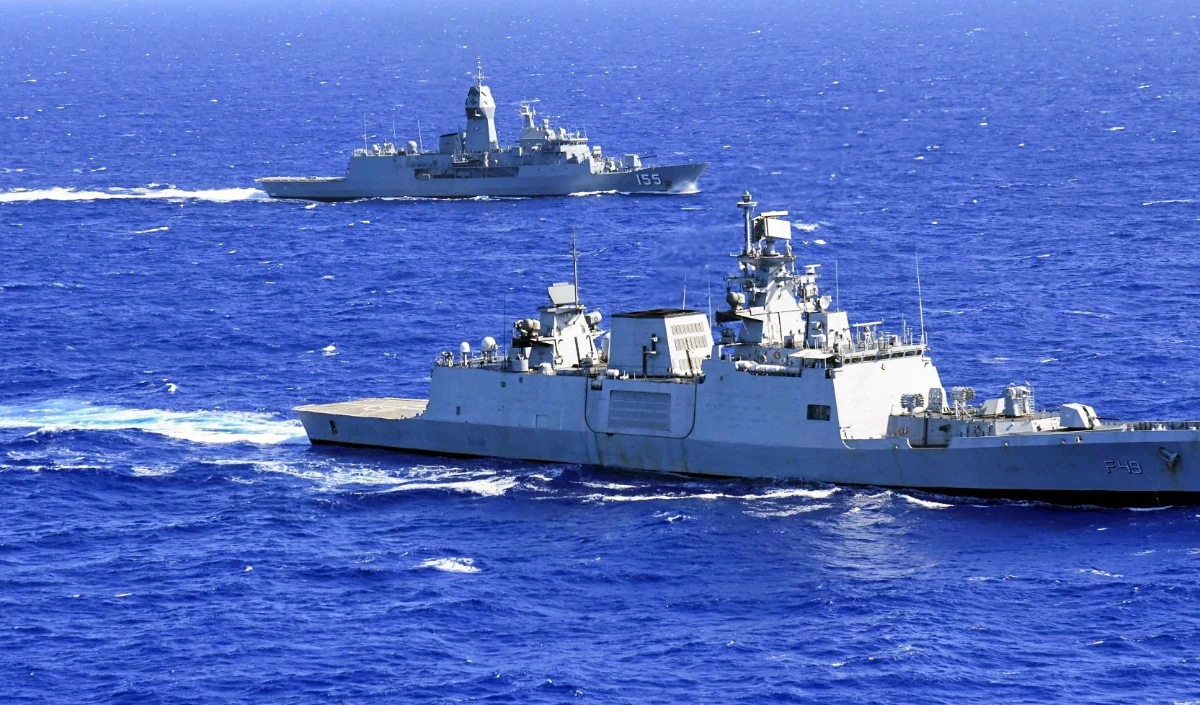 हिंद महासागर में बढ़ा US-Iran तनाव, अमेरिकी टॉरपीडो से डूबा IRIS Dena, बचाव में उतरी Indian Navy