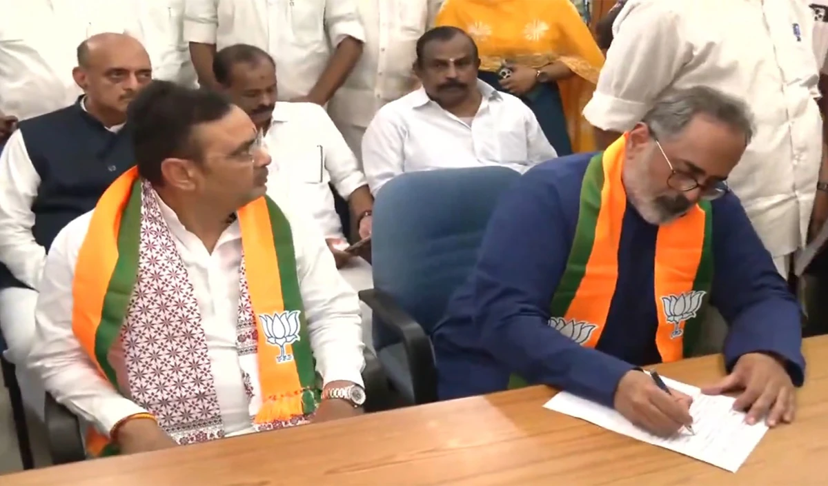 Kerala में BJP का बड़ा दांव, Rajeev Chandrasekhar ने भरा पर्चा, CM Bhajanlal Sharma ने दिखाया दम