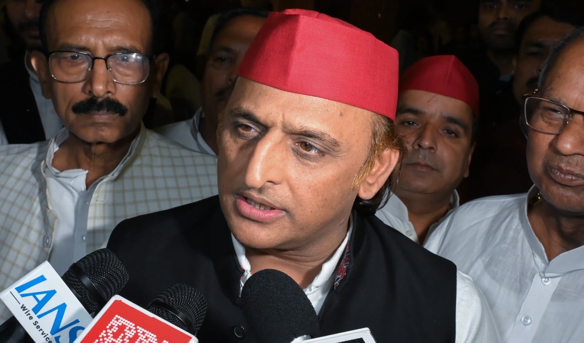 महिला आरक्षण बिल गिरने पर Akhilesh Yadav का पलटवार, BJP की मंशा पर उठाए सवाल