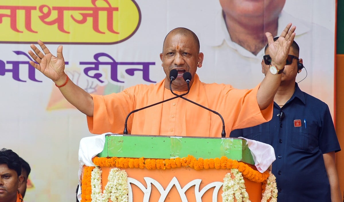 राम की Ayodhya में गूंजेगा हर-हर महादेव, CM Yogi करेंगे शिव मंदिर पर ध्वजारोहण