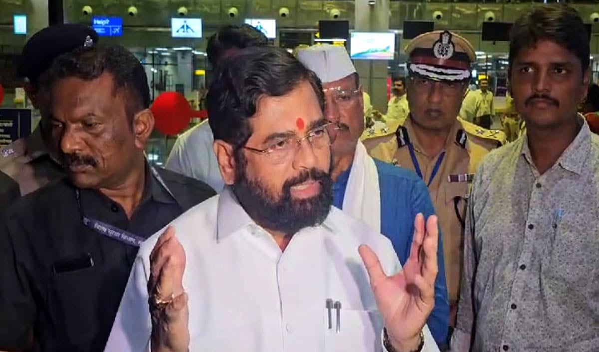 Anjali Damania का सनसनीखेज दावा, Ashok Kharat और DCM Eknath Shinde के बीच फोन पर 17 बार बात होने का लगाया आरोप