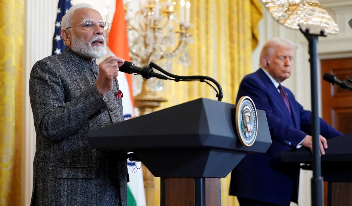 Modi-Trump Secret Call | मोदी-ट्रंप की 40 मिनट की गुपचुप बातचीत, ‘होर्मुज’ की नाकाबंदी और वो एक संदेश, जिसने हिला दी दुनिया की राजनीति!